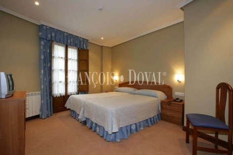 Asturias. Hotel con encanto y restaurante en venta. Belmonte. Somiedo.