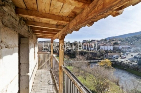 Puentedey. Burgos. Casa rústica en venta ideal proyecto turístico rural.