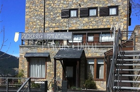 Taüll. Albergue rural en venta en La Vall de Boí.