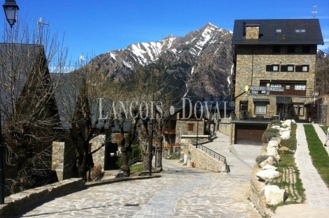 Taüll. Albergue rural en venta en La Vall de Boí.