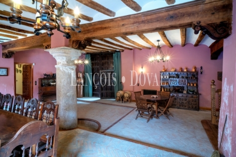 Alhama de Aragón. Casa señorial en venta. Zaragoza