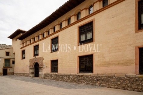 Alhama de Aragón. Casa señorial en venta. Zaragoza