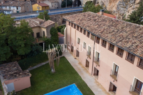 Alhama de Aragón. Casa señorial en venta. Zaragoza