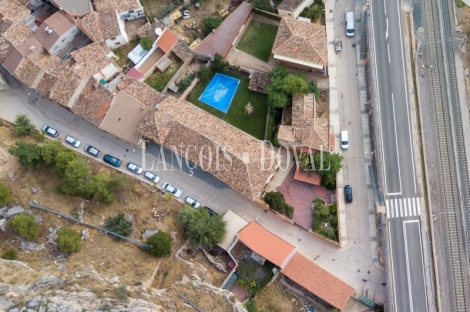 Alhama de Aragón. Casa señorial en venta. Zaragoza