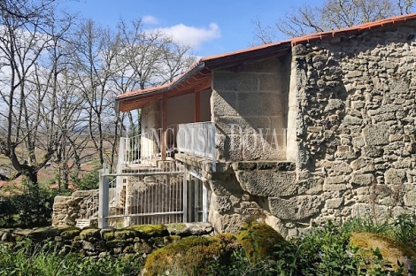 Ourense. Casa rural en venta junto al monasterio de Trandeiras. Xinzo de Limia