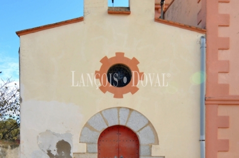 Vilanova i la Geltrú. Finca con masía y ermita en venta ideal hotel y eventos