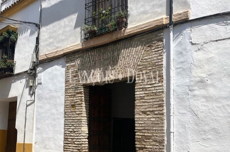 Córdoba. Casa señorial en venta en el casco histórico. Ideal hotel con encanto.