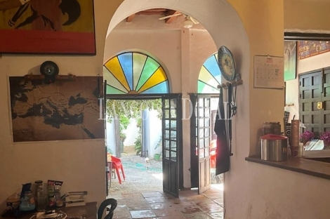 Córdoba. Casa señorial en venta en el casco histórico. Ideal hotel con encanto.