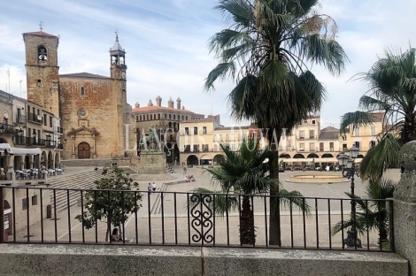 Trujillo. Cáceres. Palacio en venta situado en la Plaza mayor. Ideal hotel con encanto.