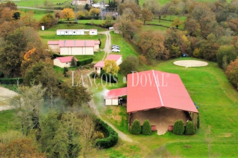 Cantabria. Finca ecuestre en venta. Santibáñez. Villacarriedo.