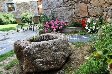 Ávila. Hotel rural en venta. Sierra de Gredos. Hoyorredondo. Valle del Corneja