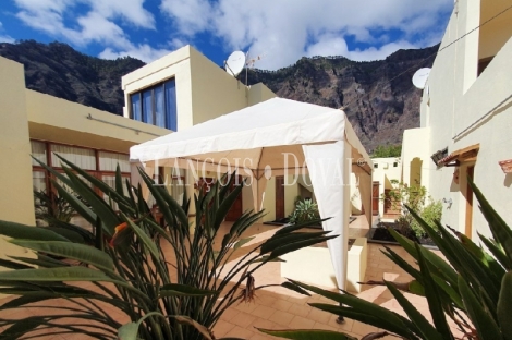 Villa y finca en venta. Canarias. El Hierro. Santa Cruz de Tenerife