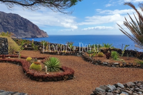 Villa y finca en venta. Canarias. El Hierro. Santa Cruz de Tenerife