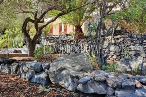 Villa y finca en venta. Canarias. El Hierro. Santa Cruz de Tenerife