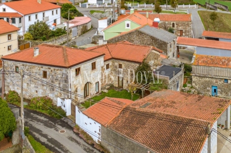 A Coruña. Pazo en venta. Lemaio. A Laracha