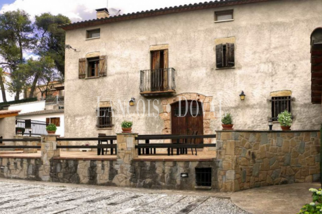 Barcelona. Casa rural en venta. Rellinars.