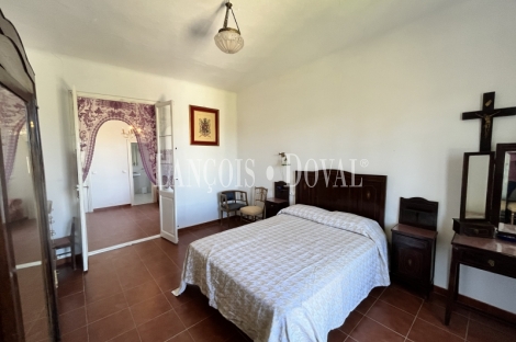 Cuenca. Casona solariega en venta