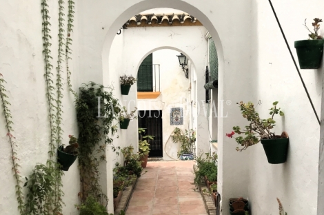 Córdoba. Casa señorial en venta. Aguilar de La Frontera.