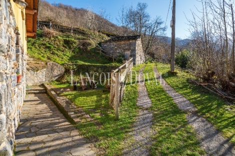 Asturias. Casa rural en venta. Concejo de Aller.