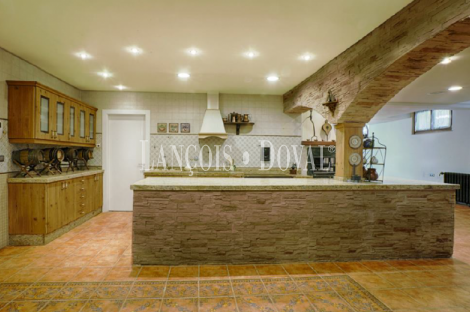 León. Las Eras de Renueva. Exclusiva casa en venta.