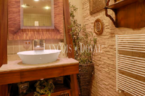 León. Las Eras de Renueva. Exclusiva casa en venta.