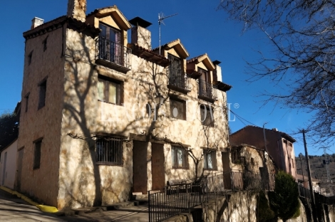 Guadalajara. Casas rurales en venta. Monasterio. Sierra Norte