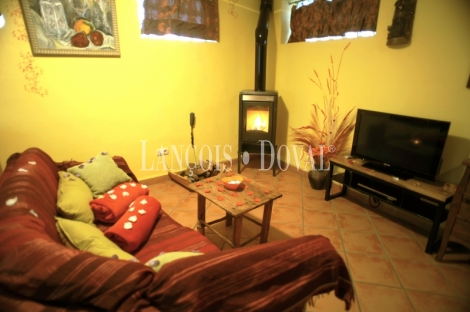 Guadalajara. Casas rurales en venta. Monasterio. Sierra Norte