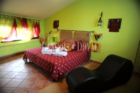 Guadalajara. Casas rurales en venta. Monasterio. Sierra Norte