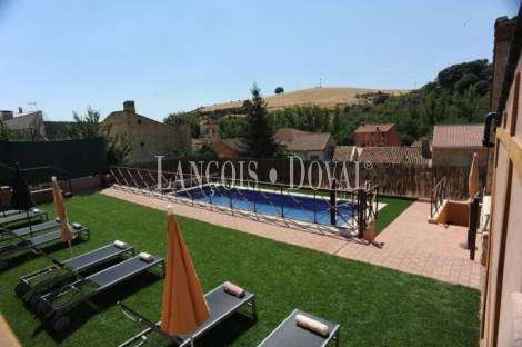 Guadalajara. Casas rurales en venta. Monasterio. Sierra Norte