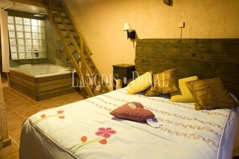 Guadalajara. Casas rurales en venta. Monasterio. Sierra Norte