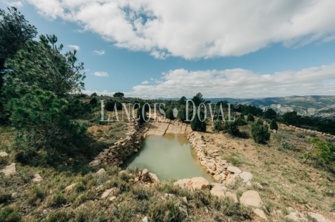 Castellón. Culla. Finca con proyecto turístico en venta. 