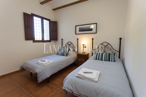 Navarrés. Valencia. Finca y casa rústica en venta. Ideal eventos o proyecto rural