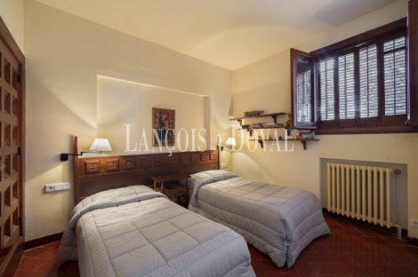 Sant Andreu Llavaneres. Exclusiva masía en venta. Casco Urbano. Ideal hostelería.