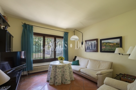 Sant Andreu Llavaneres. Exclusiva masía en venta. Casco Urbano. Ideal hostelería.