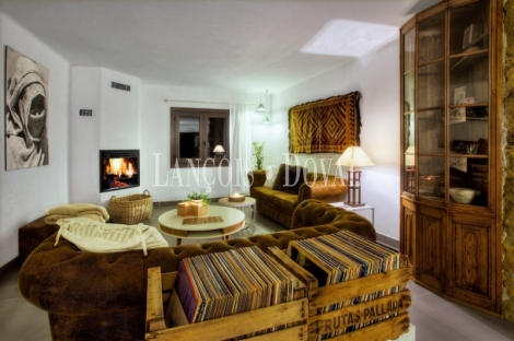 Casa rural en venta en el Prepirineo de Lleida: negocio activo en plena naturaleza