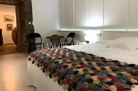 Casa rural en venta en el Prepirineo de Lleida: negocio activo en plena naturaleza