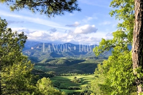 Casa rural en venta en el Prepirineo de Lleida: negocio activo en plena naturaleza