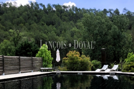 Casa rural en venta en el Prepirineo de Lleida: negocio activo en plena naturaleza