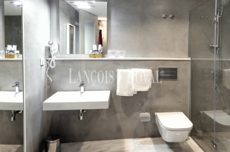 Luarca. Singular Hotel rural con encanto en venta en la playa de Portizuelo 