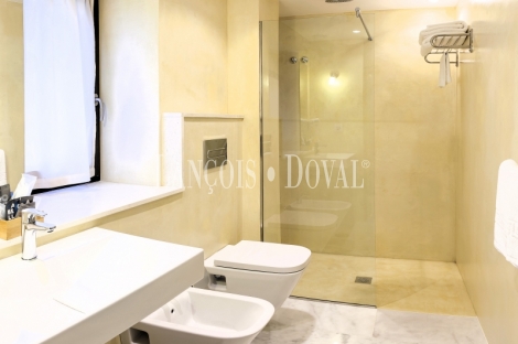 Luarca. Singular Hotel rural con encanto en venta en la playa de Portizuelo 