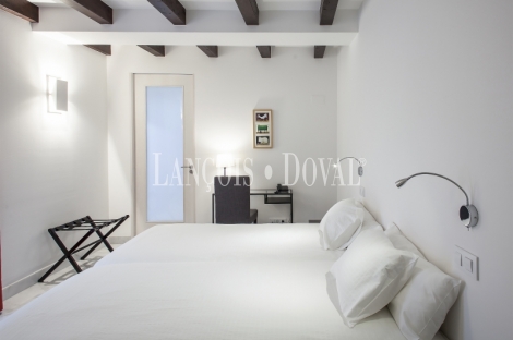 Luarca. Singular Hotel rural con encanto en venta en la playa de Portizuelo 