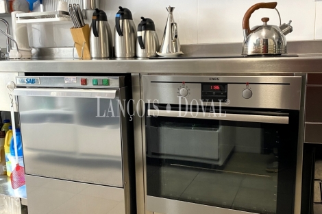 Luarca. Singular Hotel rural con encanto en venta en la playa de Portizuelo 