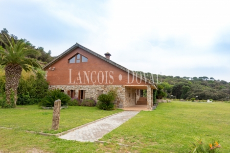 Barcelona. Centro hípico y escuela de equitación en venta. Sant Andreu de Llavaneres.