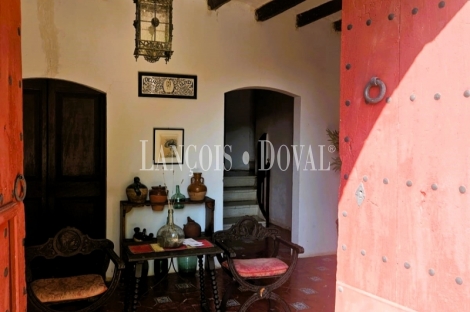 D.O Penedès. Antigua Masía y bodega en alquiler ideal enoturismo en el Alt Camp.
