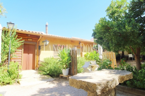 Albacete. las Lagunas de Ruidera. Complejo turístico  rural en venta. 