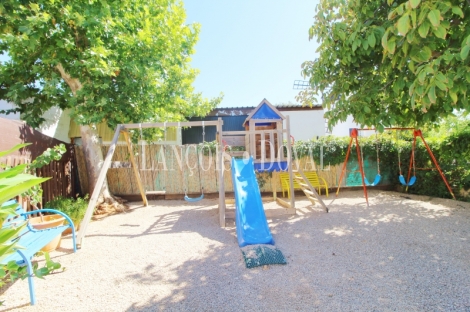 Albacete. las Lagunas de Ruidera. Complejo turístico  rural en venta. 