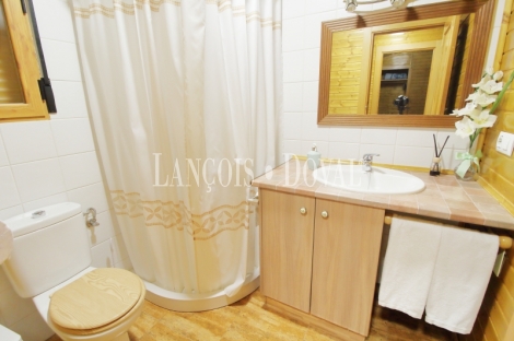 Albacete. las Lagunas de Ruidera. Complejo turístico  rural en venta. 