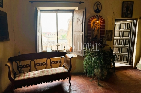 León. Una antigua Casa de campo en venta. Grajal de Campos