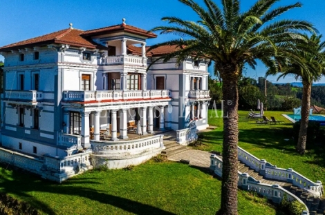 Asturias. Casa colonial en alquiler para eventos y celebraciones.