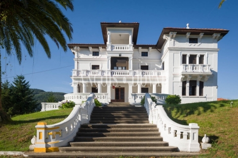 Asturias. Casa colonial en alquiler para eventos y celebraciones.